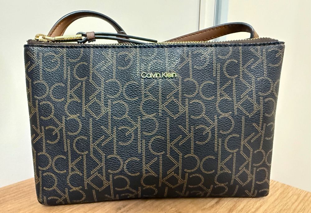 Дамска чанта Calvin Klein