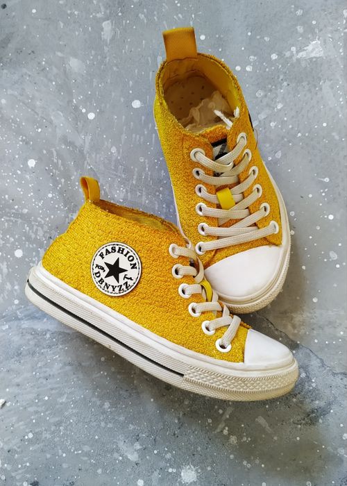 Продаю Детскую обувь