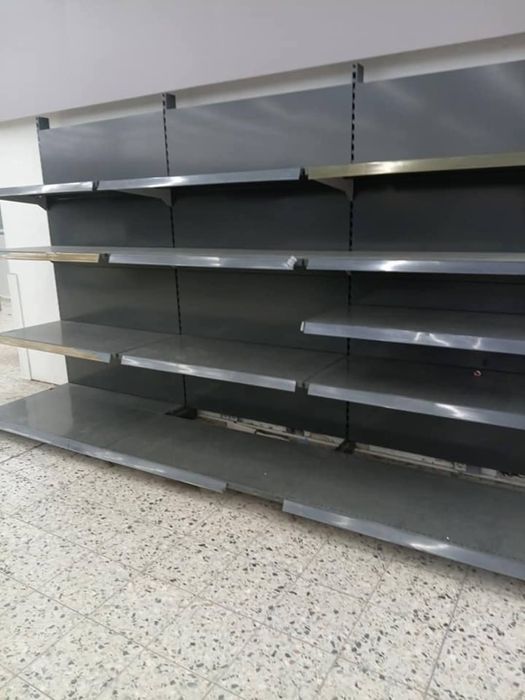Rafturi metalice pentru magazine