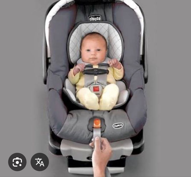Продается автокресло итальянское Chicco