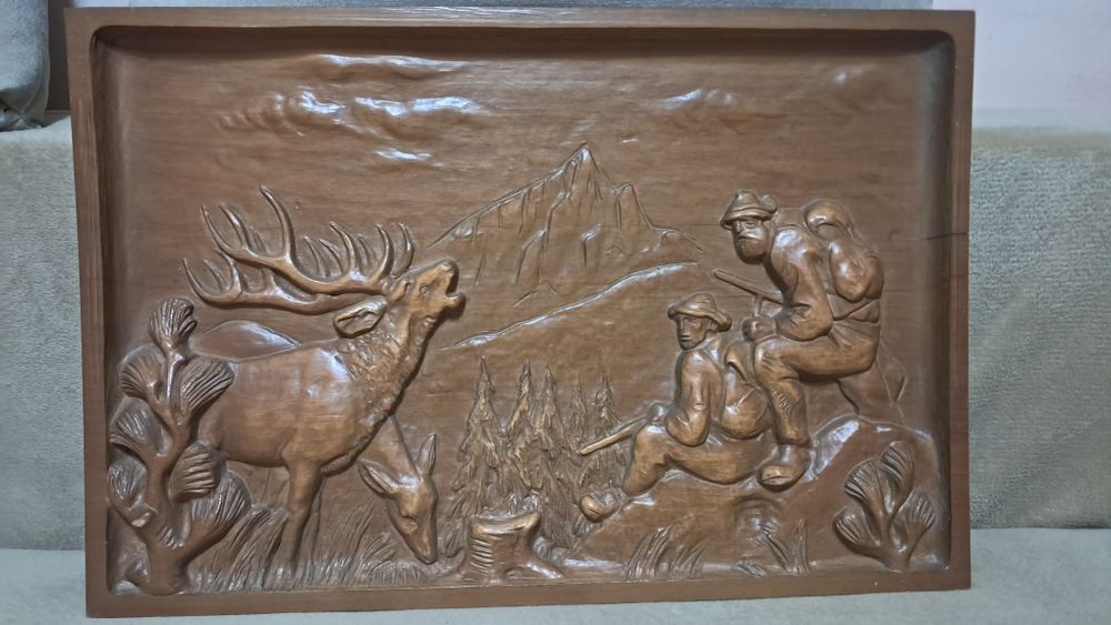 Tablou sculptat in lemn