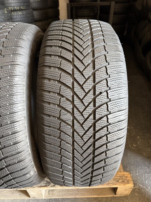 2 anvelope iarna 255/55/19 , Bridgestone , DOT 5123 , 6 mm