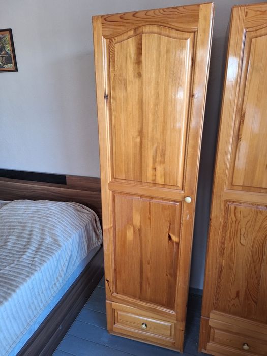 Гардероб еднокрилен