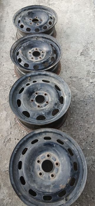 Продам диски + резина в подарок