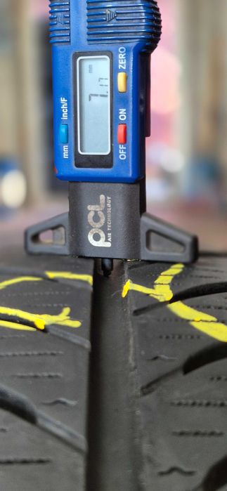 anvelope Yokohama,BF Goodrich 215/65/16C m&s iarna