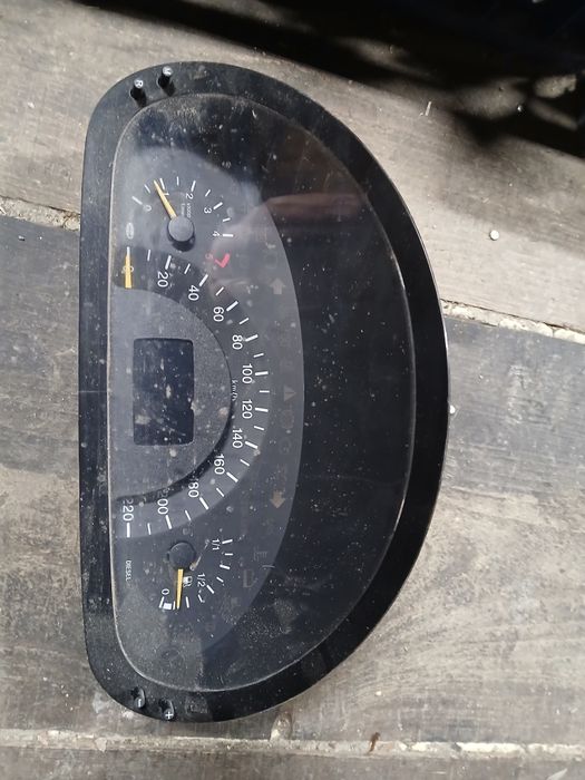 Ceasuri bord mercedes vito w639