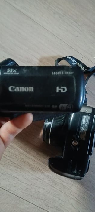 Продам фотик и две камеры.