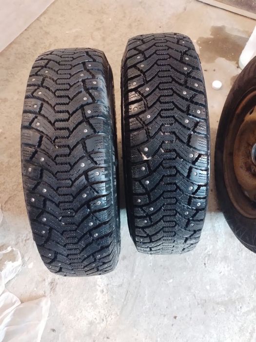 Продам 4 шины(зима) с дисками (штампы)
