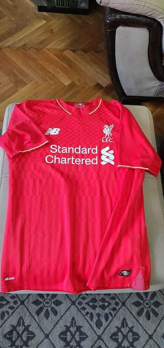 Оригинална тениска на Liverpool