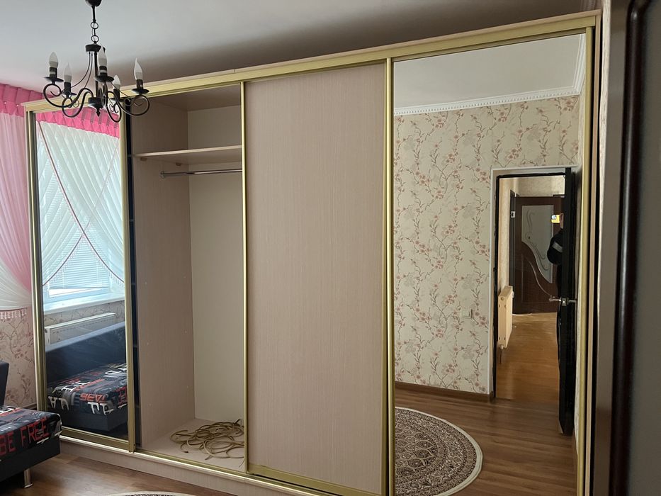 Продается шкаф/гардероб