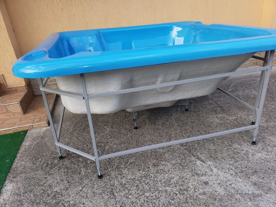 Vând jacuzzi fibra de sticla