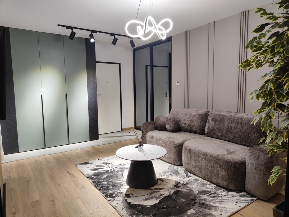 Apartament zona Coresi proprietar bloc nou NZEB