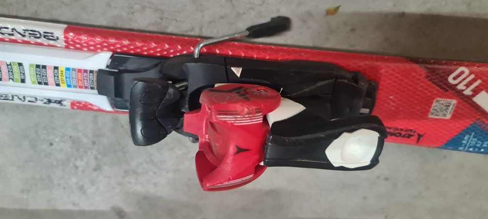 Schiuri copii Atomic Redstar XT  110 cm plus bete McKinley
