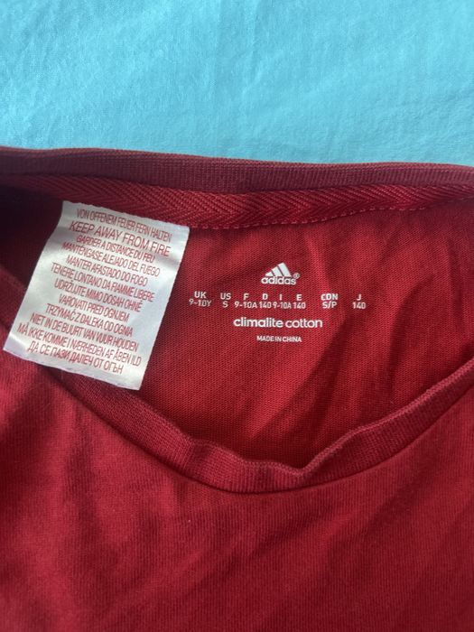 Tricou Adidas roșu sport – unisex