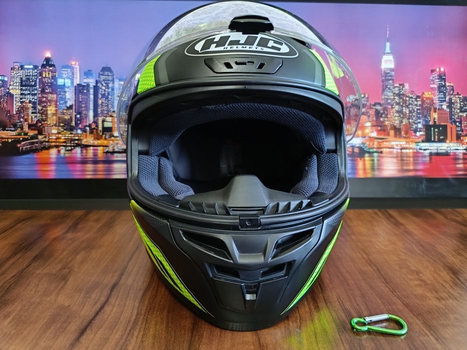 Мото шлем от бренда HJC i 10