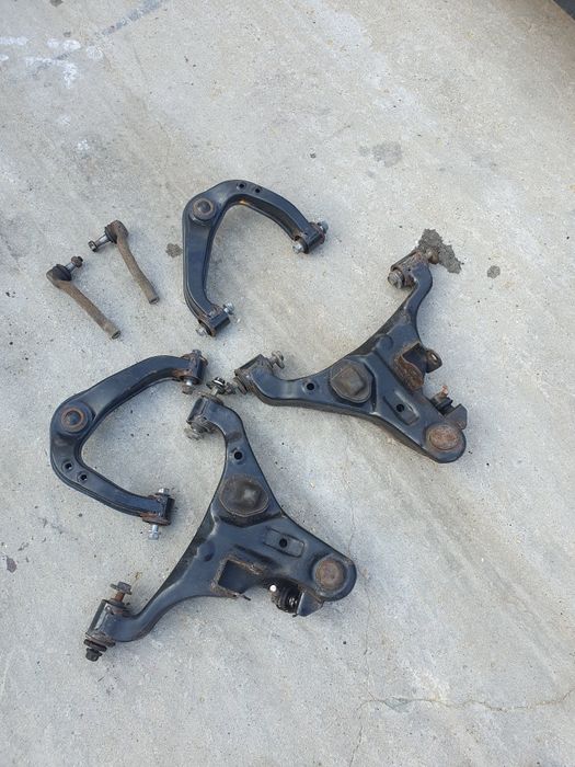 Brat articulati bascula față nissan navara brate.