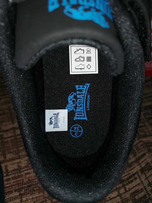 Нови маратонки Lonsdale