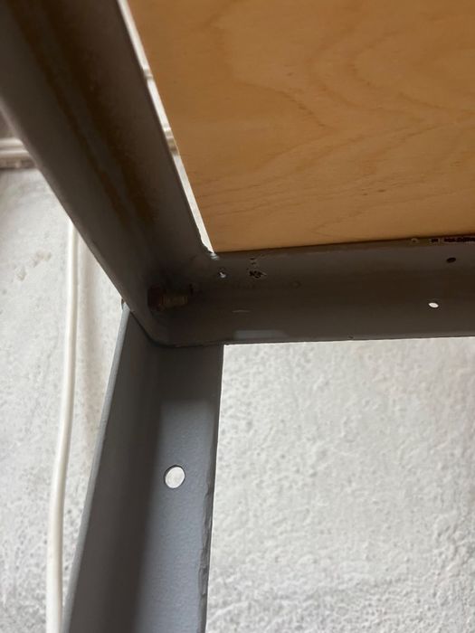 Стеллажи из металлического уголка