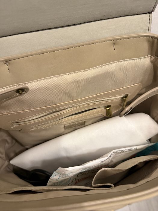 Бежевый рюкзак RBRK