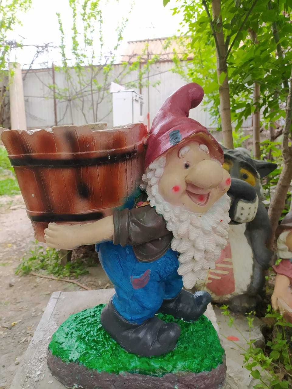 Садовая фигура Ёжик декоративный пластик — купить по выгодной цене в интернет-магазине Колорлон