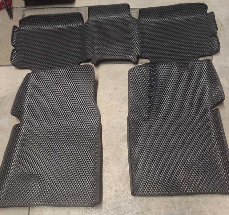 Продам коврики на Haval H6