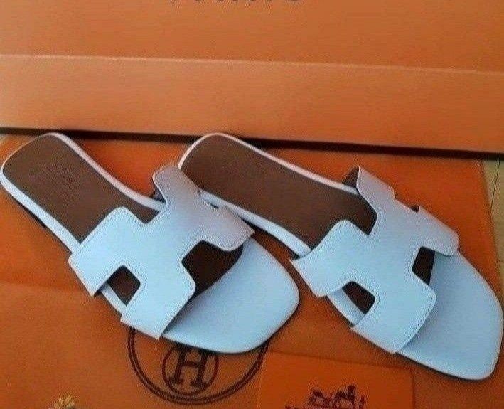 Papuci dama,diverse mărimi+geanta, diverse nuanțe, saculet