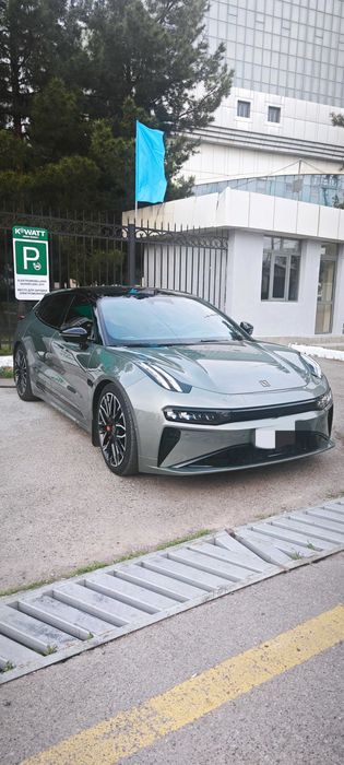 Zeekr 001 YOU 2024 Рестайлинг | 789 л.с. Состояние новый