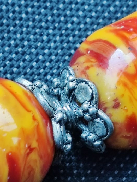 Diverse coliere de vânzare !