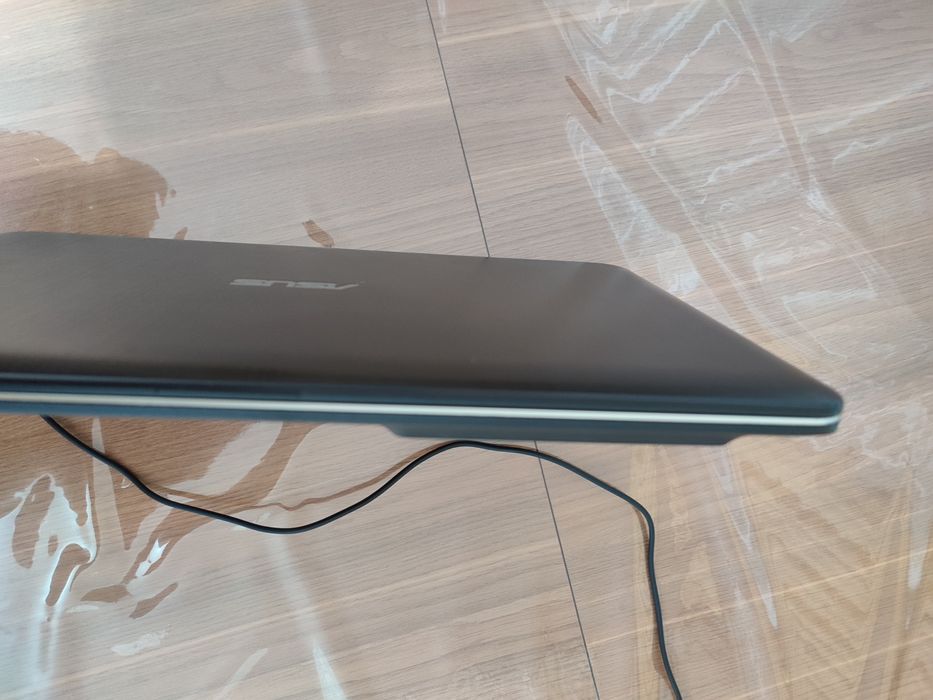 Продам ноутбук ASUS