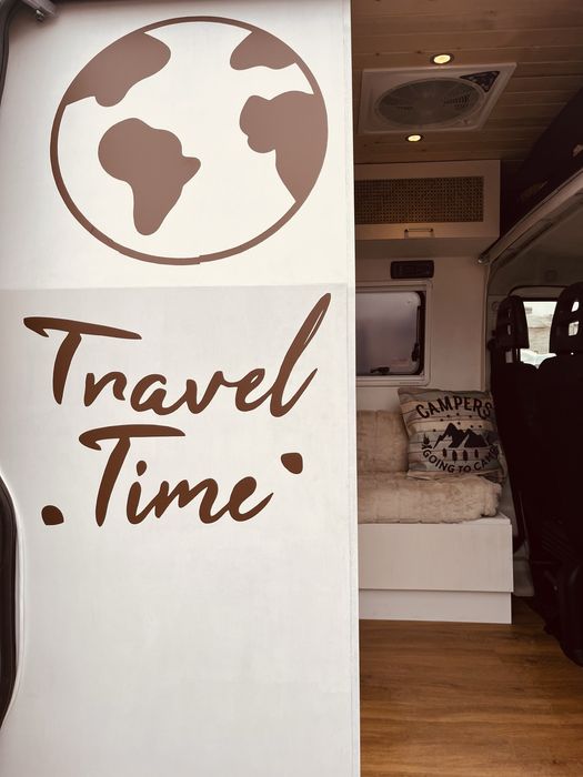 Кемпер бус под наем