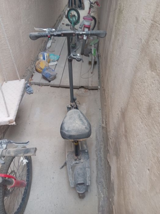 Срочно продам электро самокат