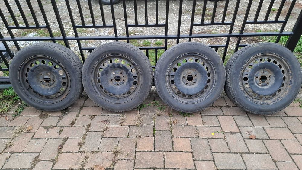 Cauciucuri iarna 205/55 R16 - 4 bucati + jante -