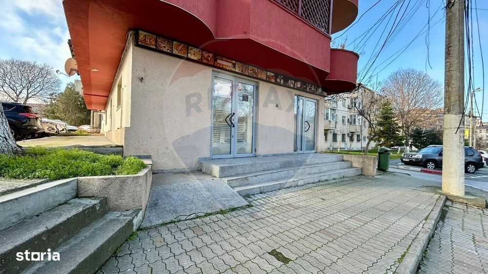 Spațiu comercial de închiriat Năvodari zona centrala Primărie