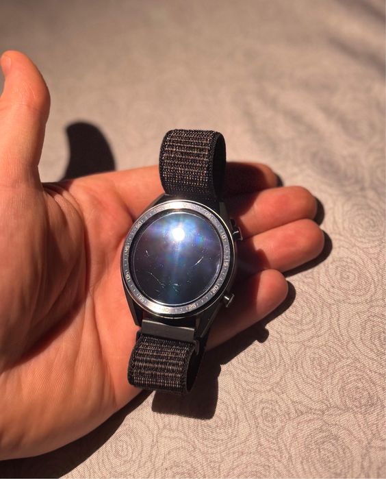 Huawei Watch GT stare buna