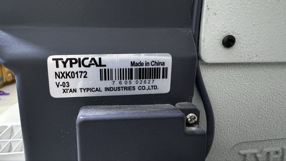 Швейная машина Typical NXK0172