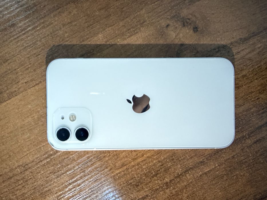 Apple 12 белый цвет
