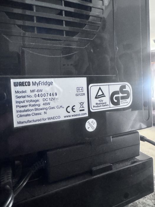 Frigidere profesionale 12 & 220 v