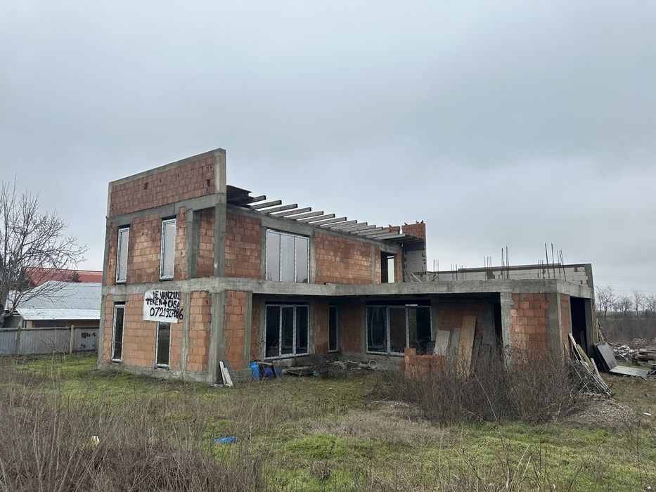 Casa la rosu + teren Coslegi Prahova
