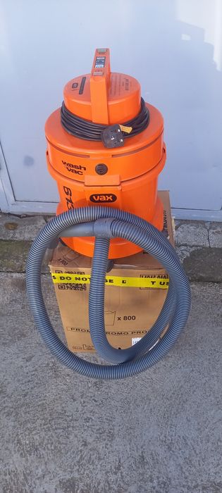 Прахосмукачка перяща