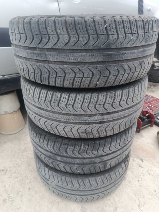 Джанти с гуми 17 цола 5х112 ЕТ56 за Ауди, VW. Шкода, Сеат - 8P0601025C