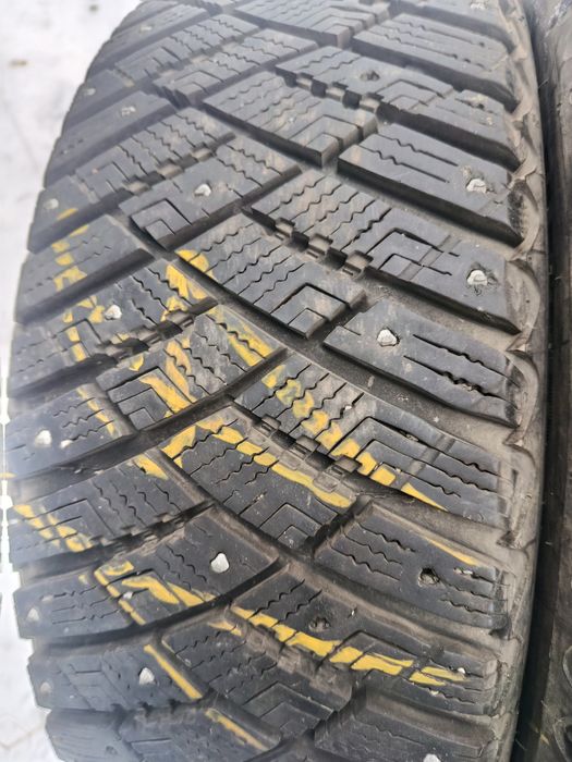 Goodyear 215 60 R16 Отс