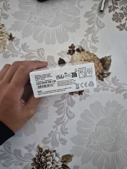 Căști Airpods 4 cu ANC sigilate
