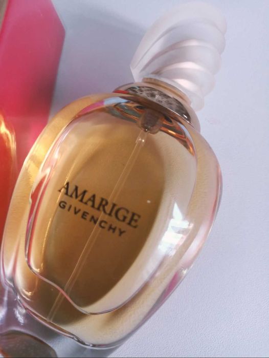 Духи ретро, винтаж. Givenchy Amarige.