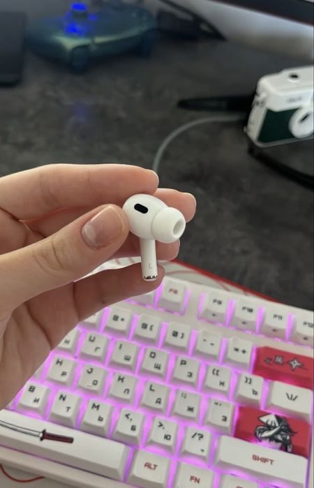Продам AirPods Pro 2
