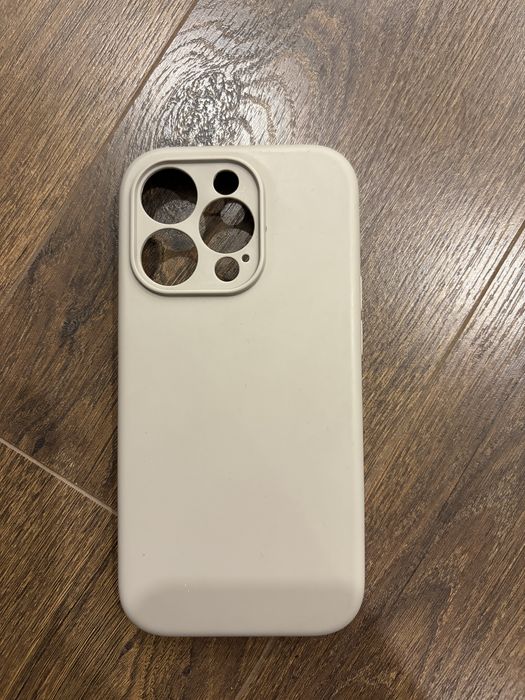 Чехлы айфон 14 про