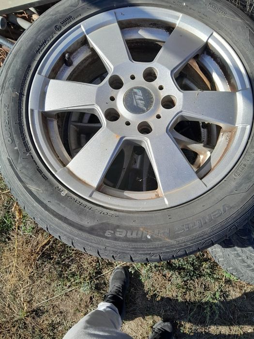 Vand 2 seturi de jante bmw