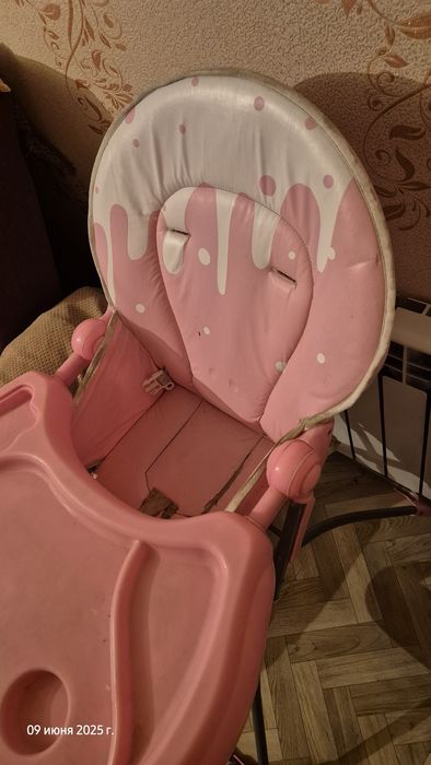 Детский столик для девочки