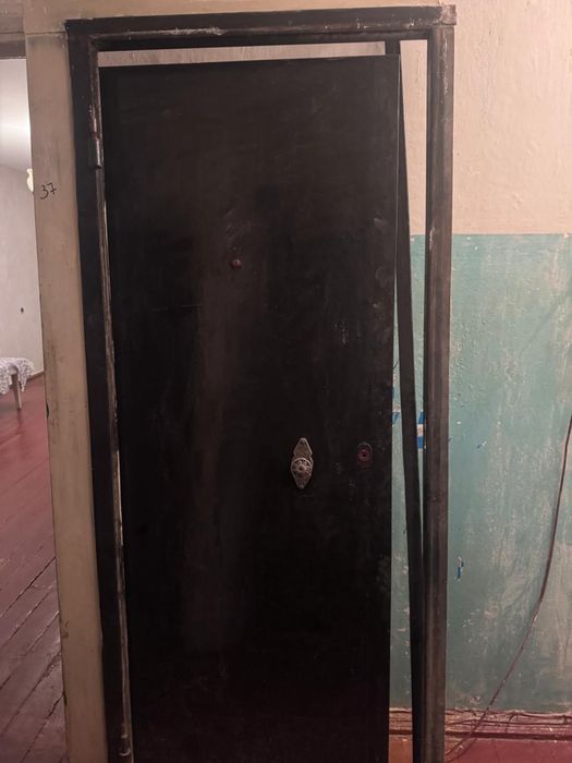 продам дверь железное