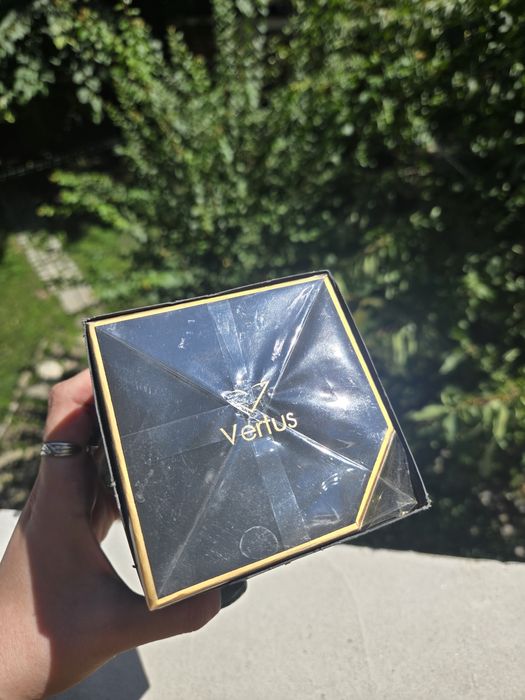 Парфюм Vertus Vanilla Oud 100ml