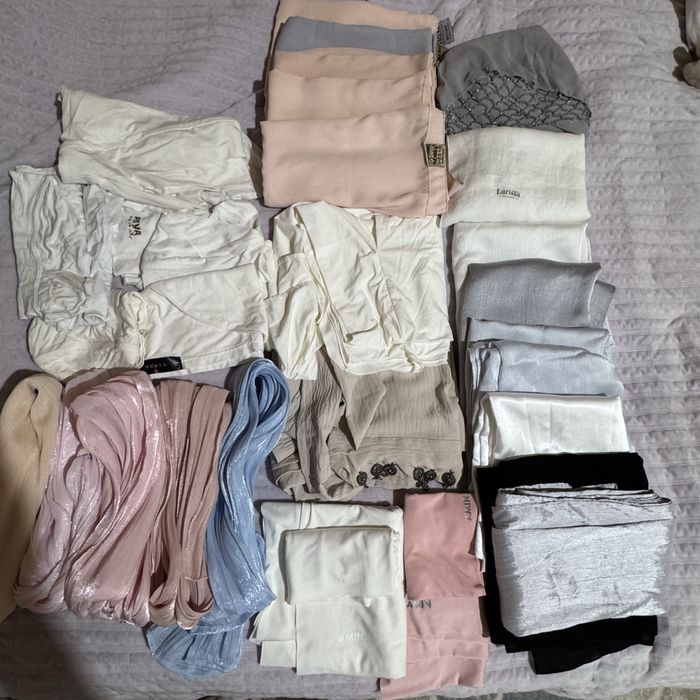 Разгрузка гардероба все шарфы за 15тыс заберите